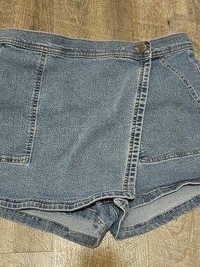 Jessica Simpson Blue Denim Skorts